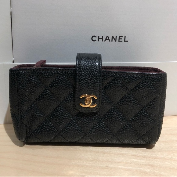 CHANEL Handbags - Authentic Chanel Caviar Quilted Mini Phone Holder